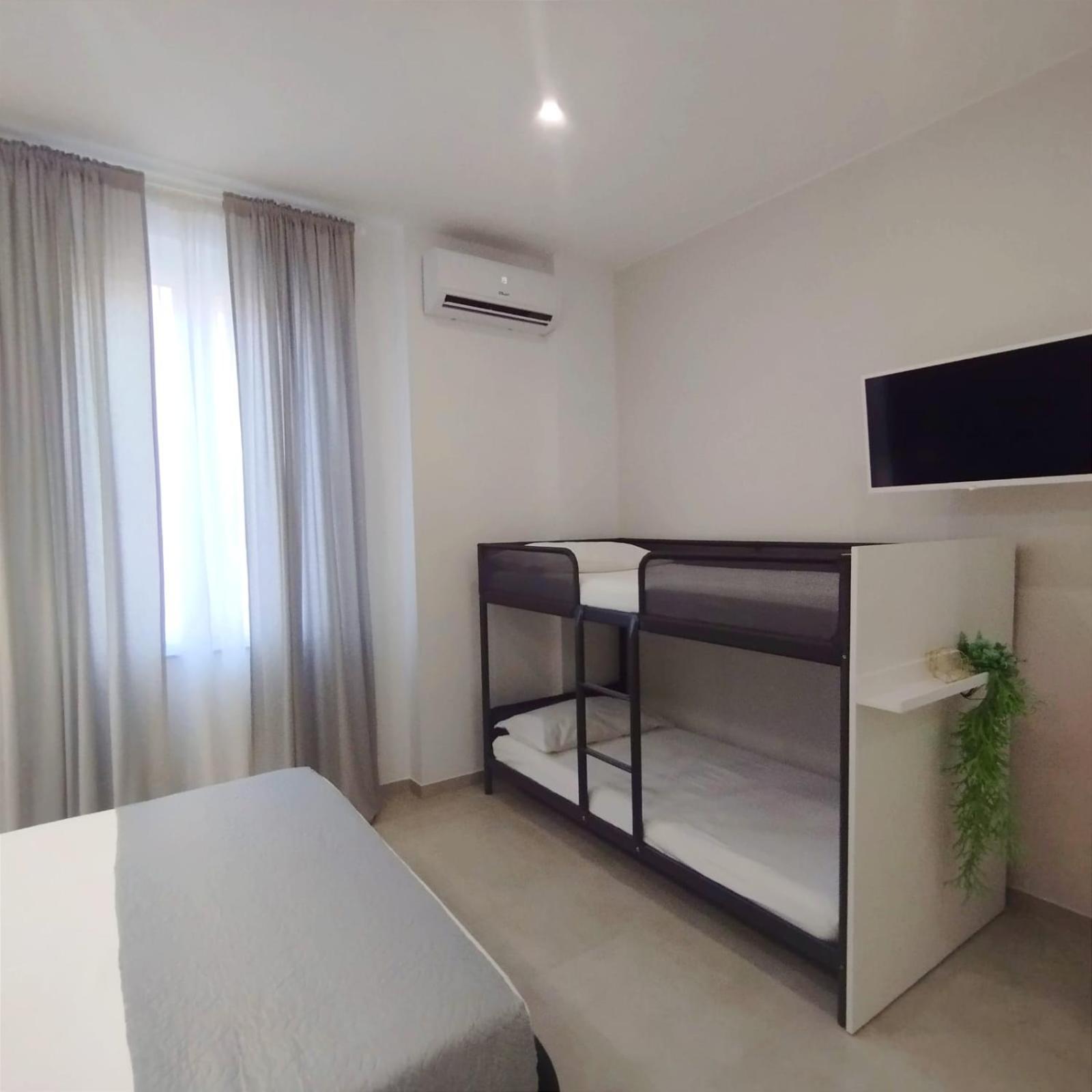 SantʼAgata di Militello Agatha Modern Elegant Rooms מראה חיצוני תמונה