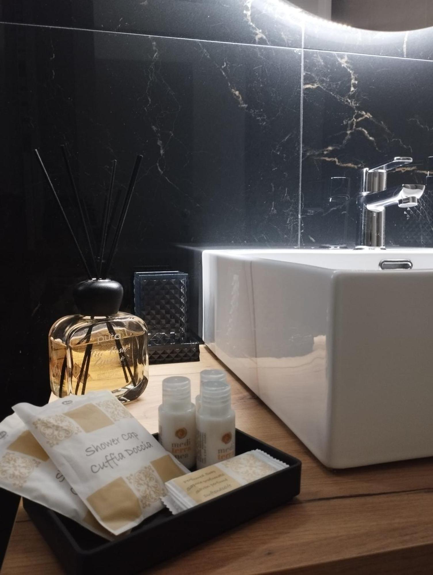 SantʼAgata di Militello Agatha Modern Elegant Rooms מראה חיצוני תמונה
